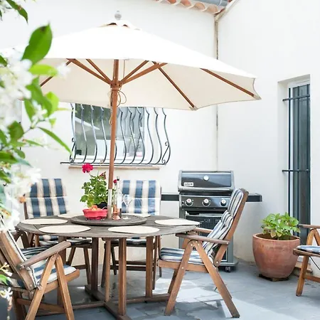 Cavaliere Sleeps 8 Pool Air Con Wifi Villa